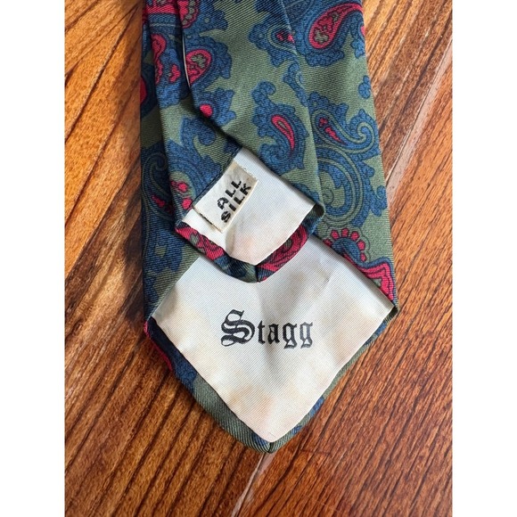 Stagg Paisley Silk Tie Mens Green Blue Red Necktie Business Casual - Picture 2 of 3